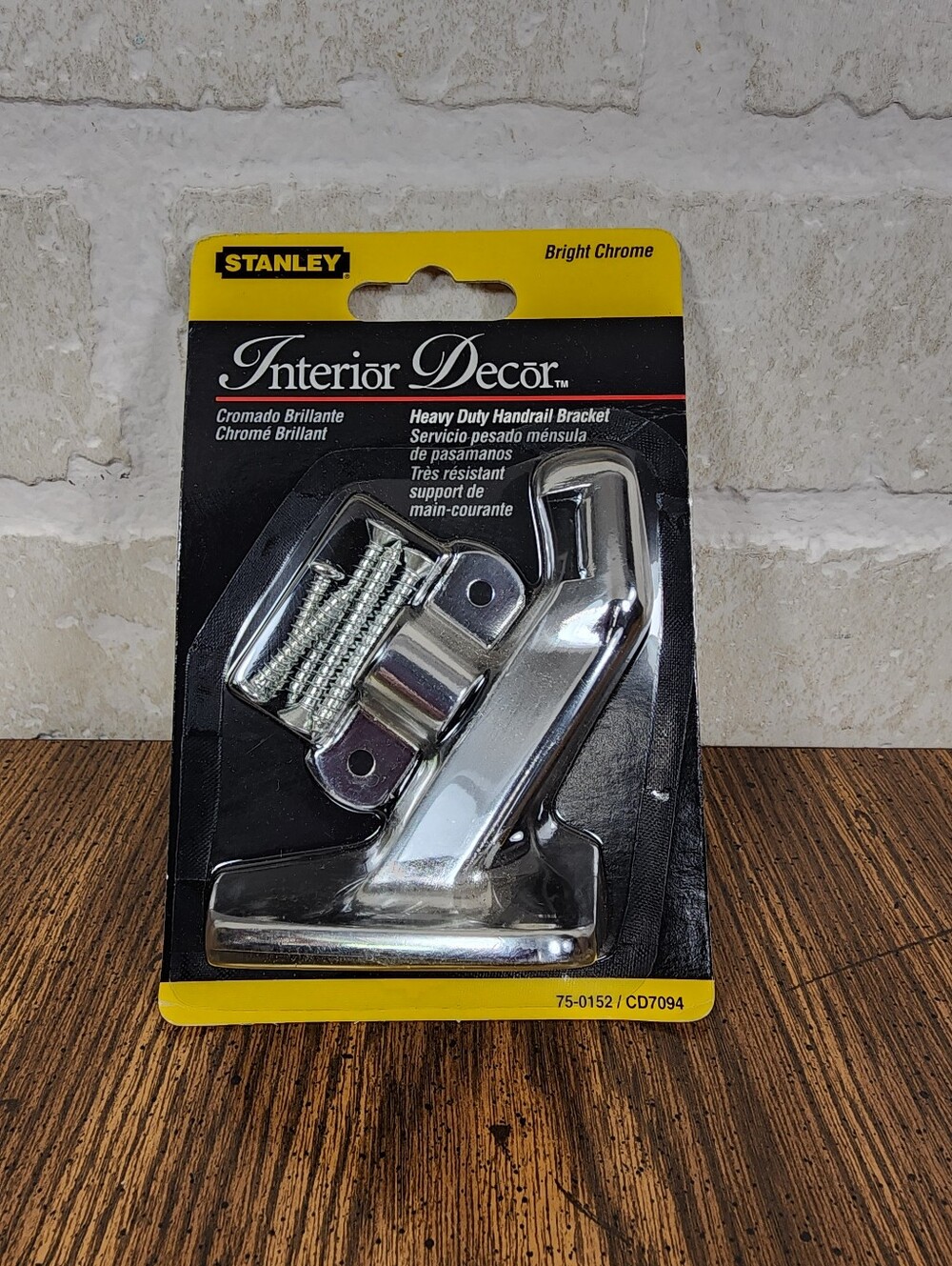 Stanley Bright Chrome Heavy Duty Handrail Bracket - Interior Decor 75-0152 NIB